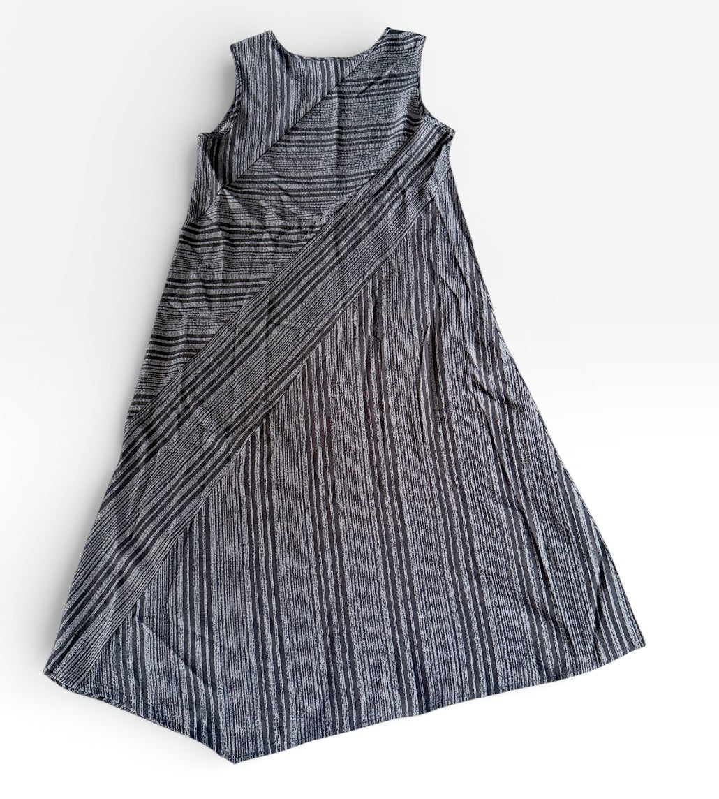 Moonlight Preowned great condition Size S black/gray Dress