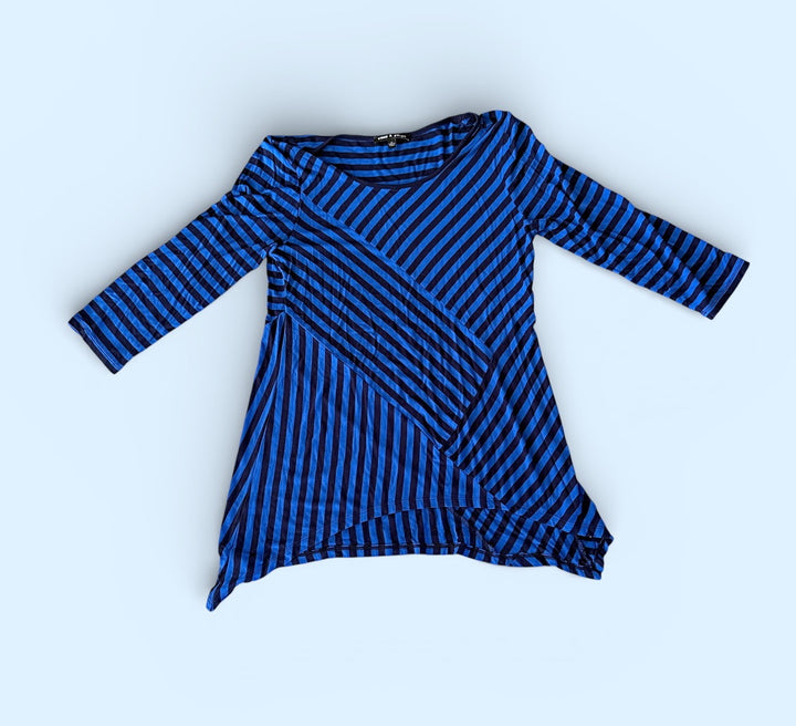 Cable & Gauge Preowned great condition Size M Blue Blouse
