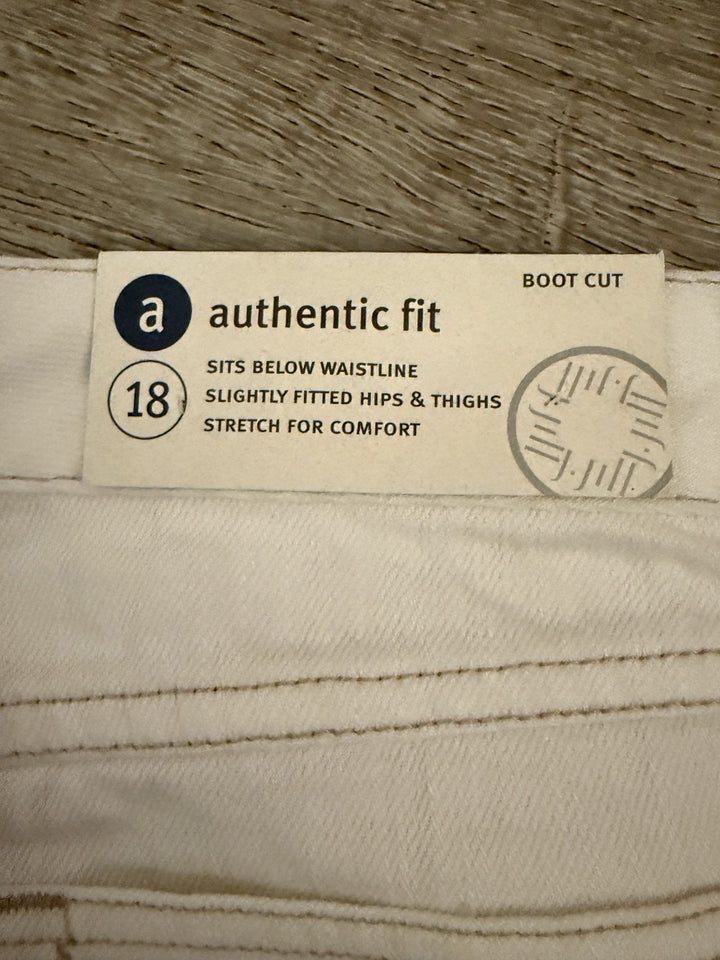 J.Jill New With Tags Women Size 18 Off White Jeans