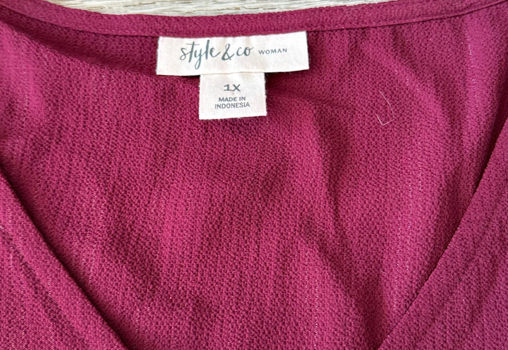 Style & Co. Preowned great condition Size 1X Burgundy Blouse