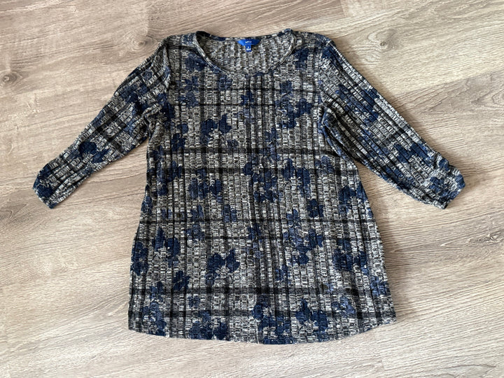 Apt 9 Preowned great condition Size S gray/blue Tunic