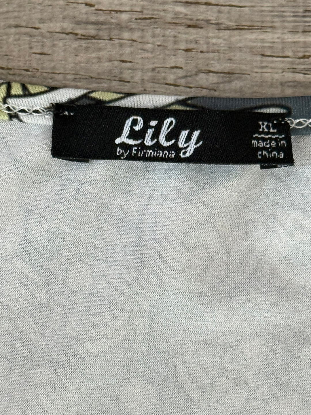 Lily New With Tags Size XL Gray/yellow Dress