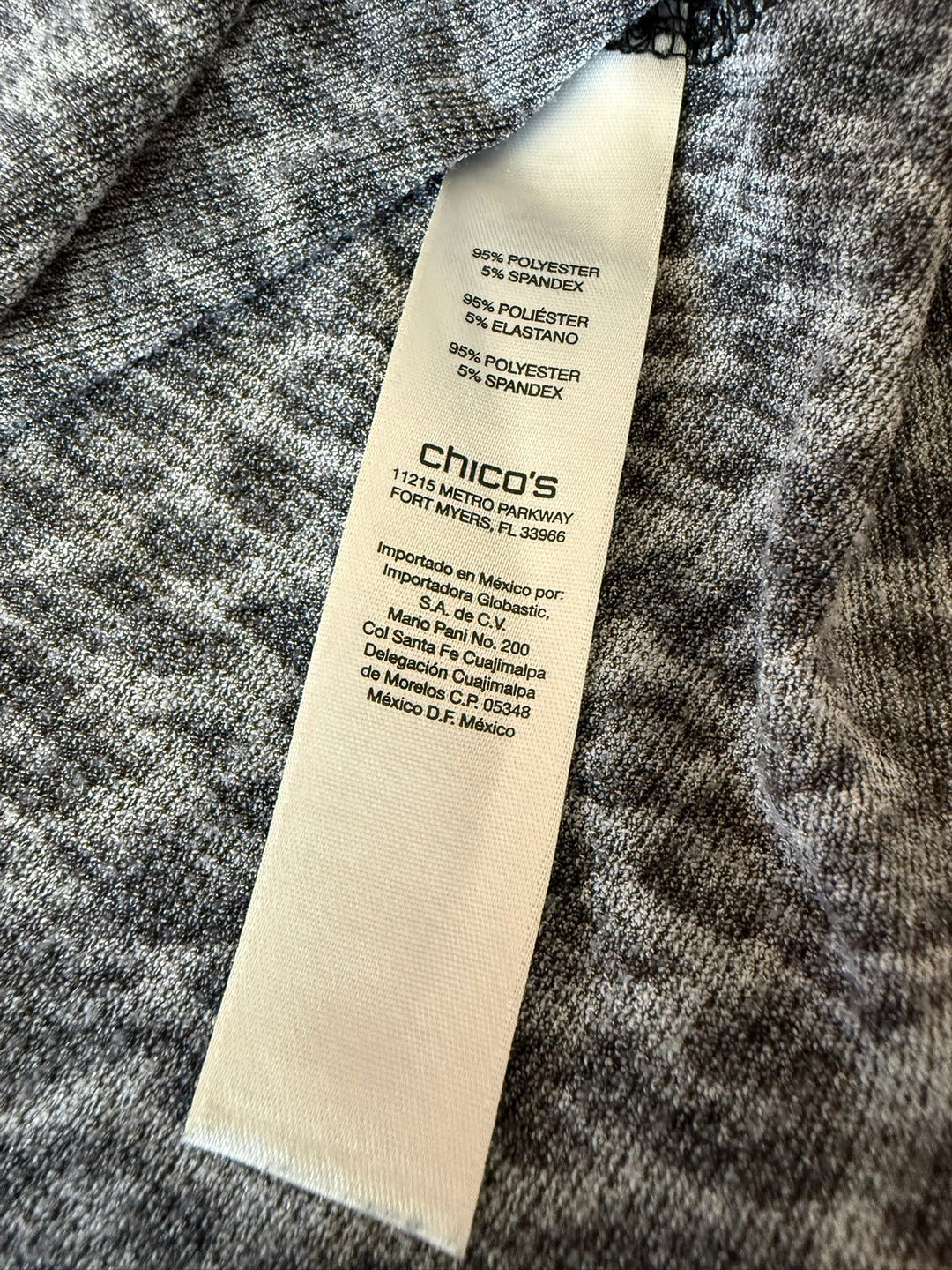 Chico's Preowned great condition Size 0 (M) Black & grey Blouse