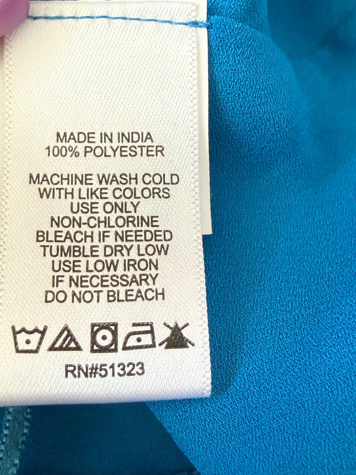 Cece Preowned great condition Size M Aqua Top