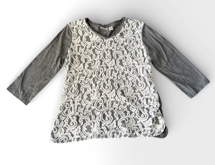 Chico's Zenergy Preowned great condition Size 1 Gray/white Top