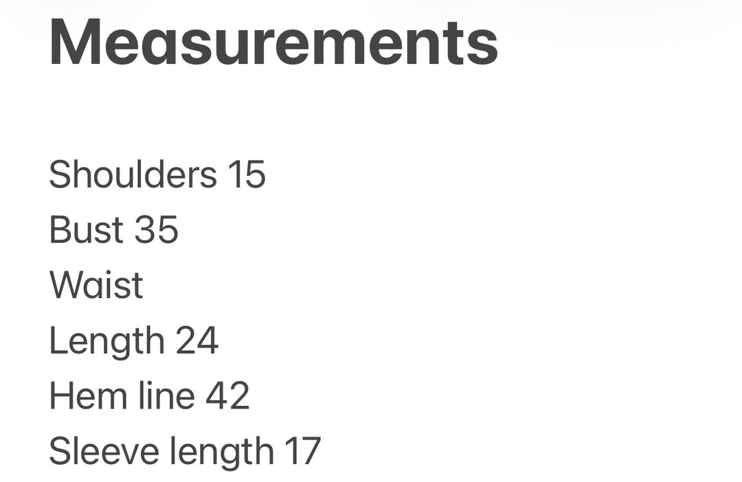 Chico's Zenergy Preowned great condition Size 1 Gray/white Top