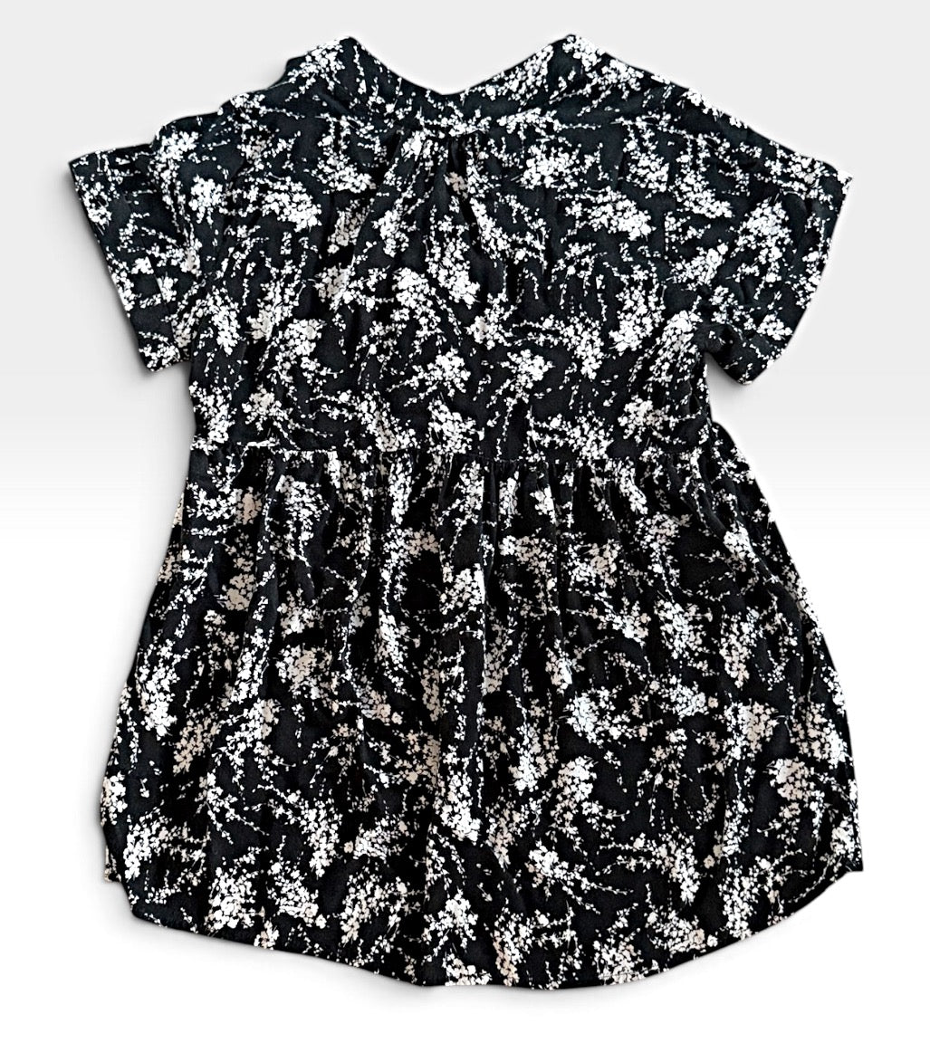 Christian Siriano Preowned great condition Size S Black/white Top