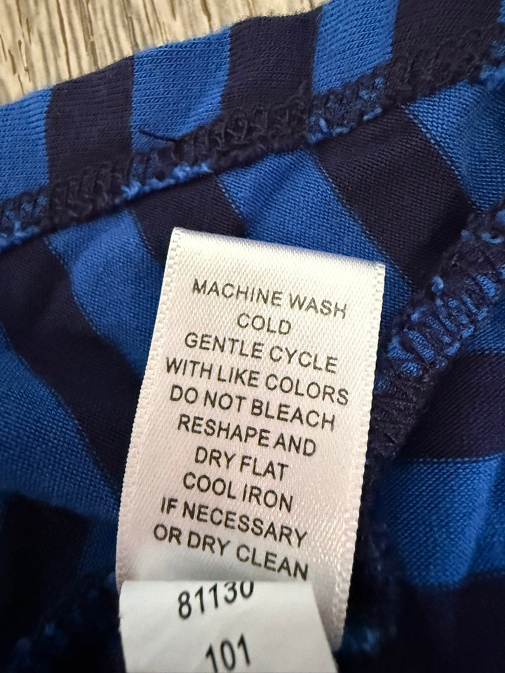 Cable & Gauge Preowned great condition Size M Blue Blouse