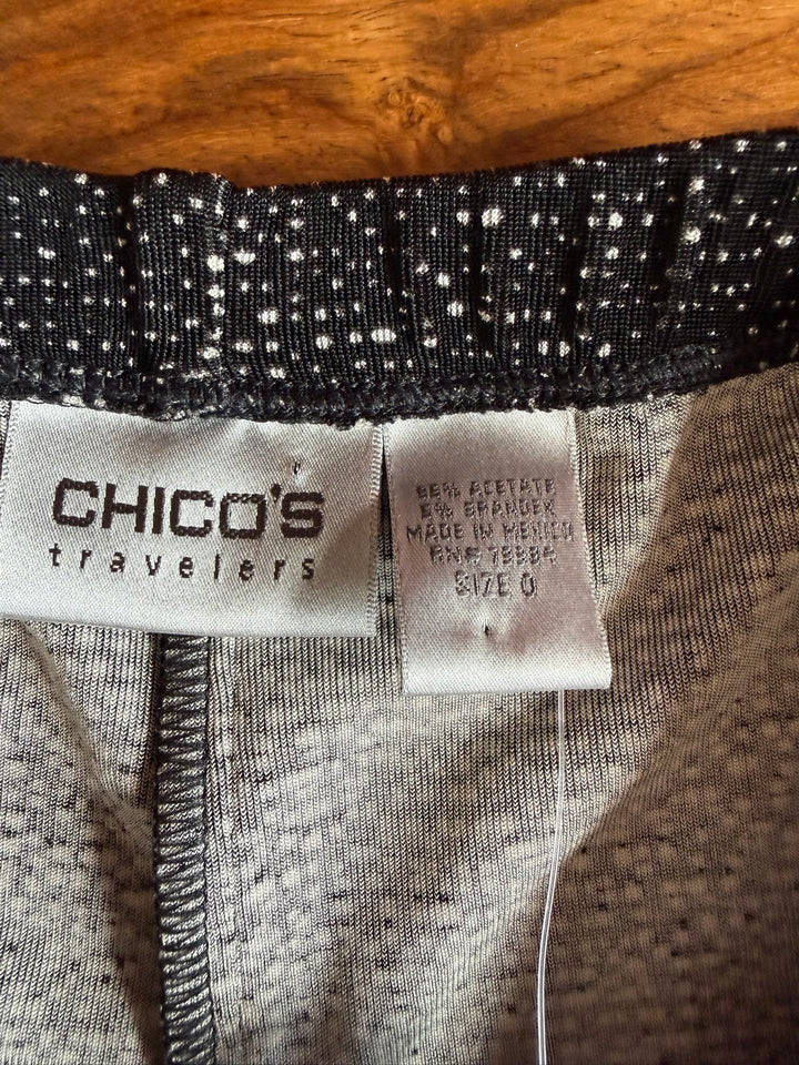 Chico's Travelers Preowned great condition Size 0 Black/white Capris