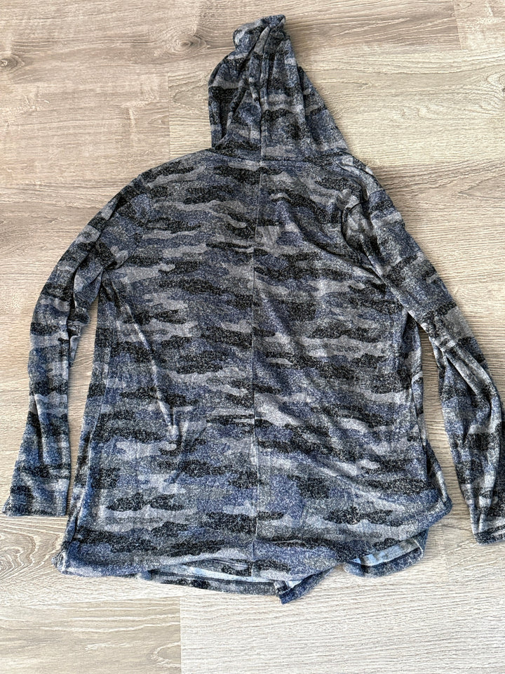 Lucky Brand Preowned great condition Size M Blue/black Cardigan