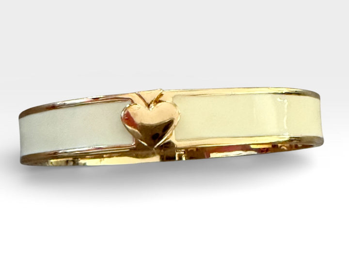 Kate Spade New York Preowned great condition Gold Necklace fashion