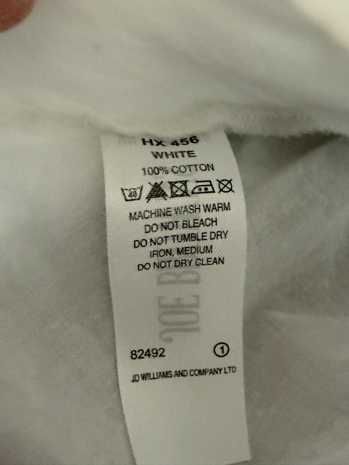 Joe Browns Preowned great condition Size 2X Blue/white Top