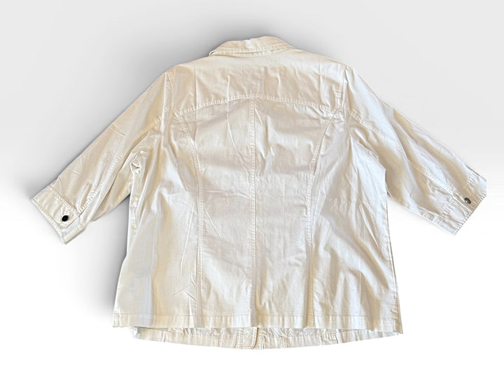 Cj Banks Preowned great condition Size 2X White Jacket