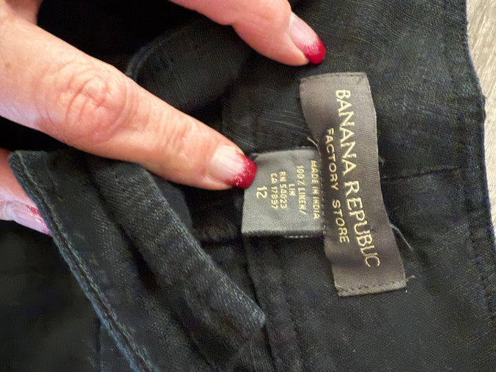 Banana Republic Preowned great condition Size 12 Black Pants