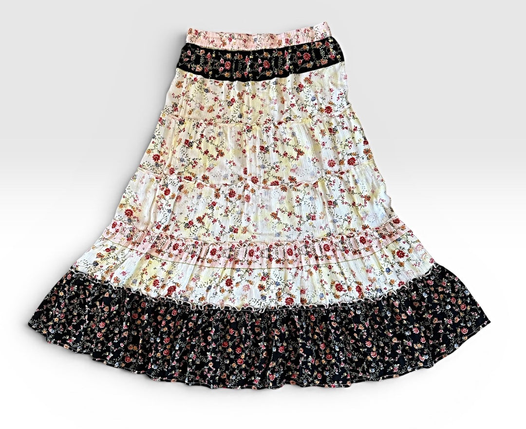 Love Kyla Preowned great condition Size M Multi Skirt
