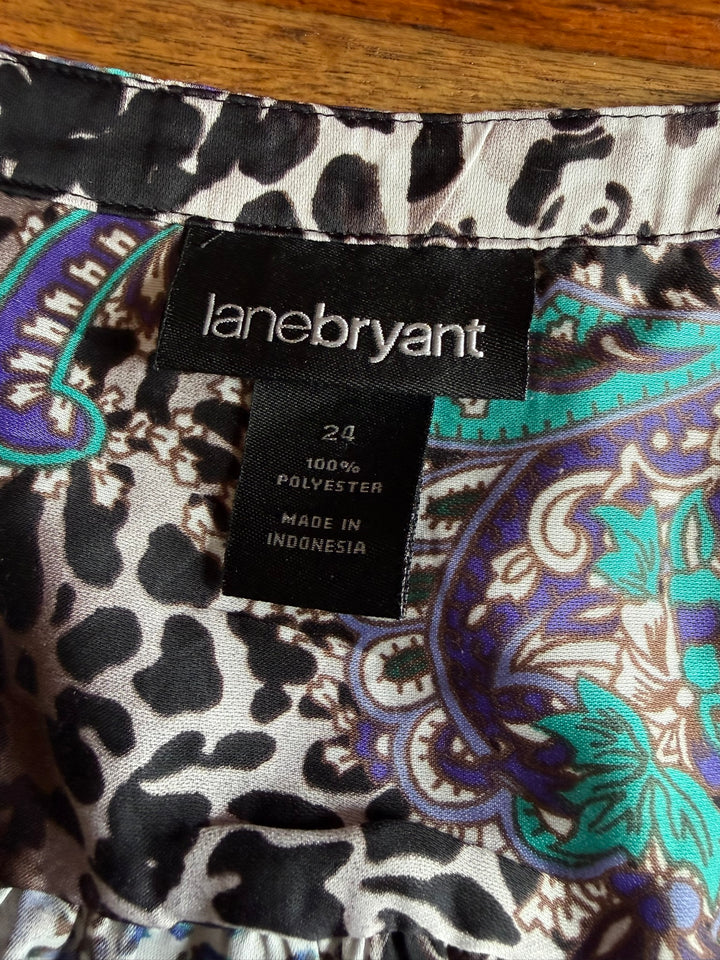 Lane Bryant Preowned great condition Size 24 black/purple/teal Top