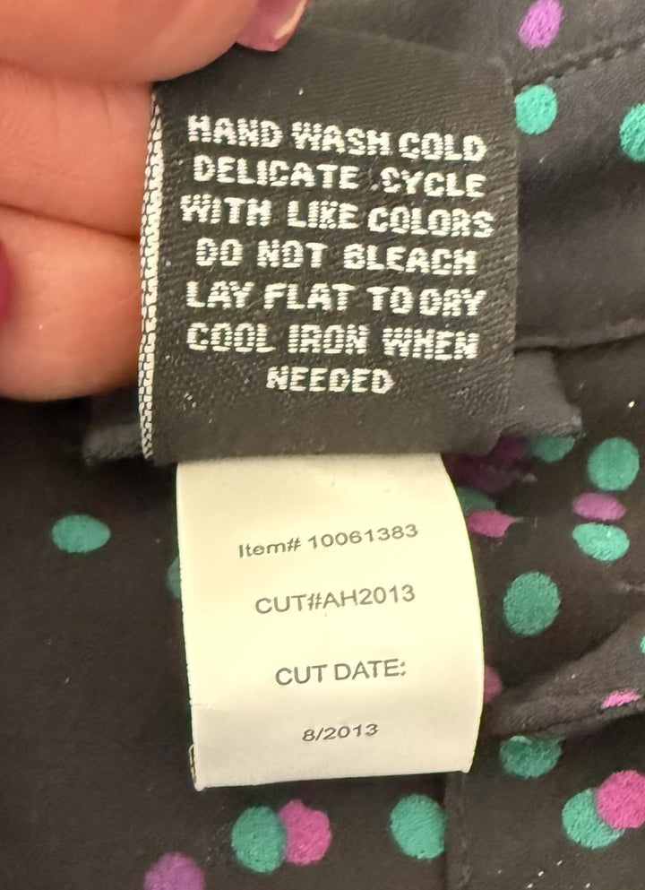 Torrid Preowned great condition Size 2X Black/Multi Blouse